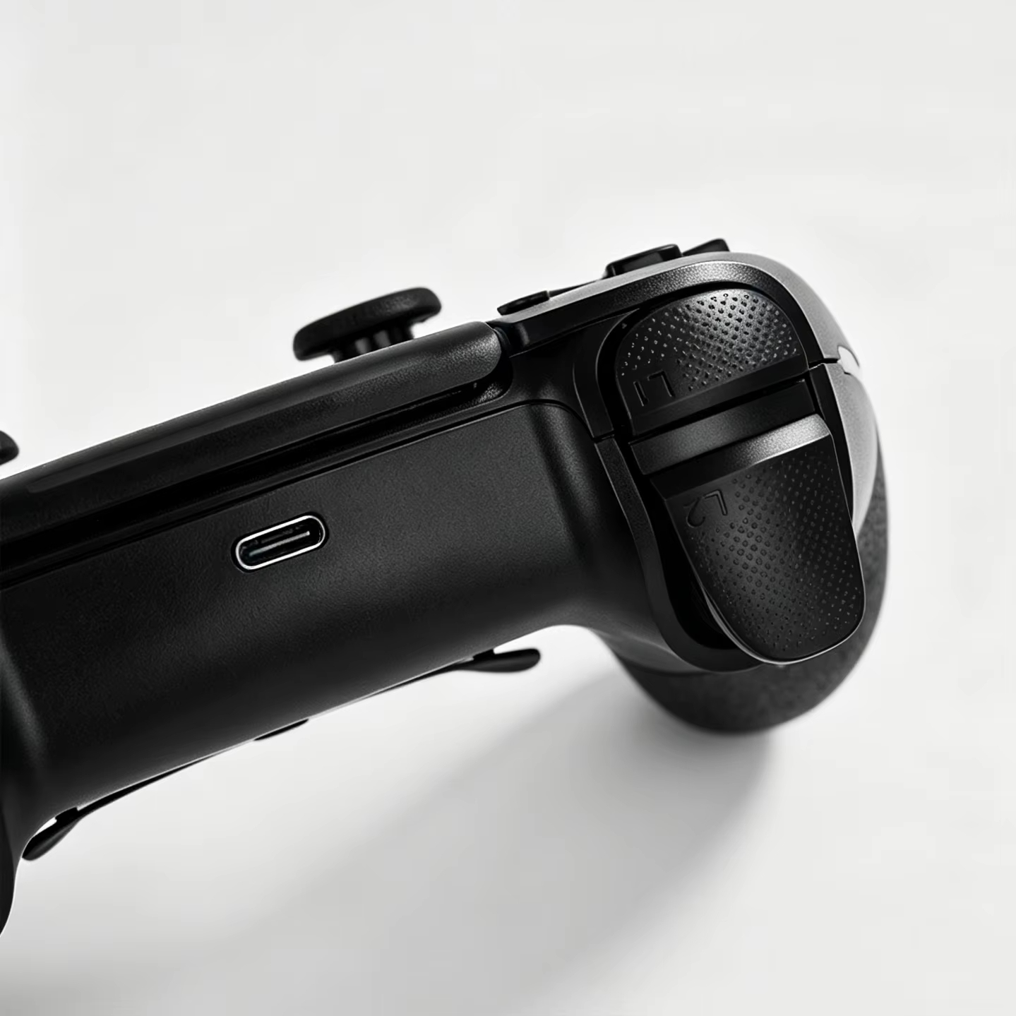 OMOX T29 Ultra Multi-Platform  - Pc Gaming Xbox Controller review and price